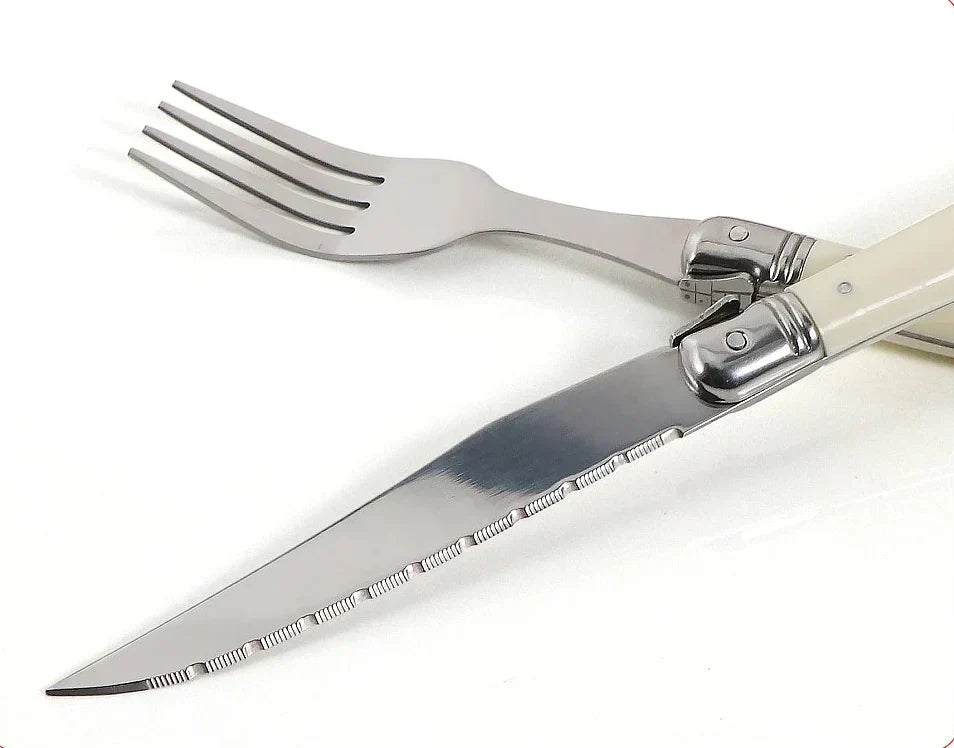 Norvo | IvoryElegance – Luxus Laguiole Bestikksett med Tidøst Stil