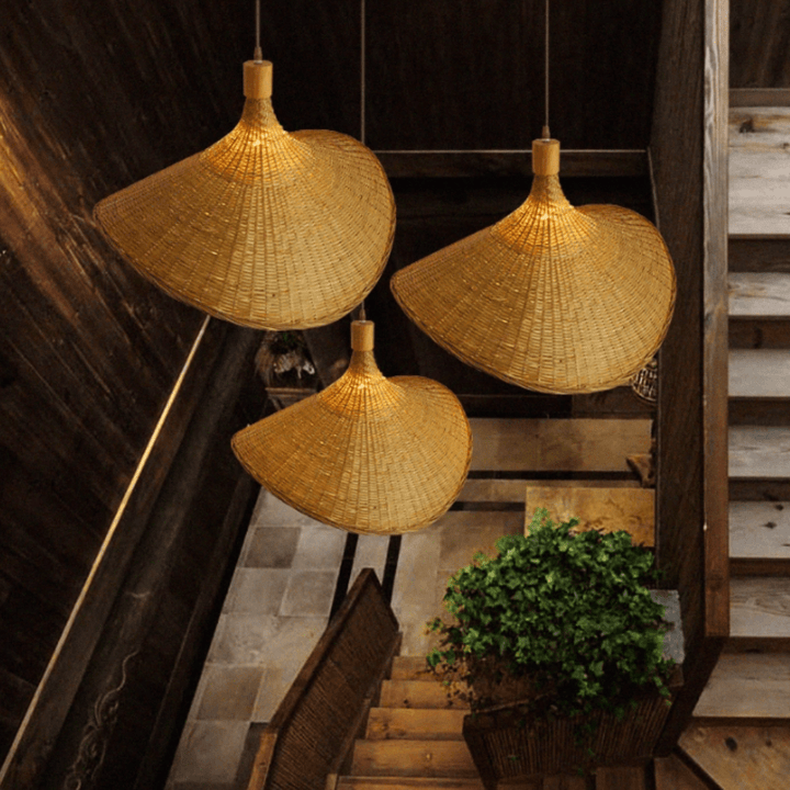 Naturlig Rattan Pendellampe | Rustikk Belysning for Stue og Spiserom | Håndlaget Design | Norvo