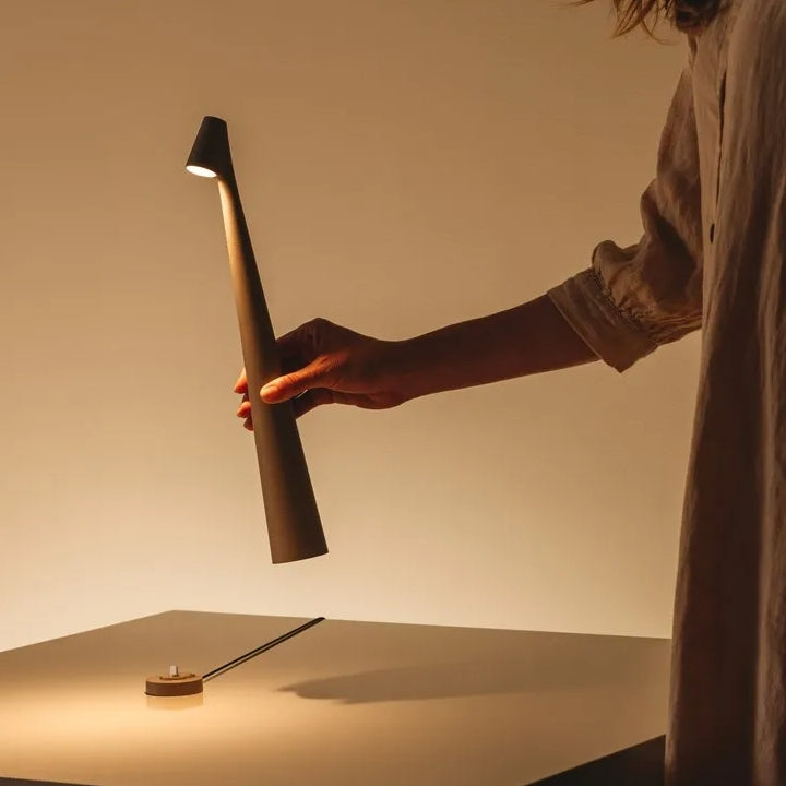 Norvo | Skulpturerende bordlampe