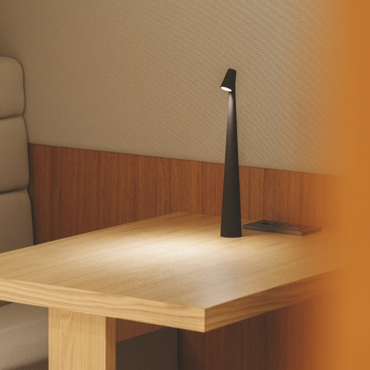 Norvo | Skulpturerende bordlampe