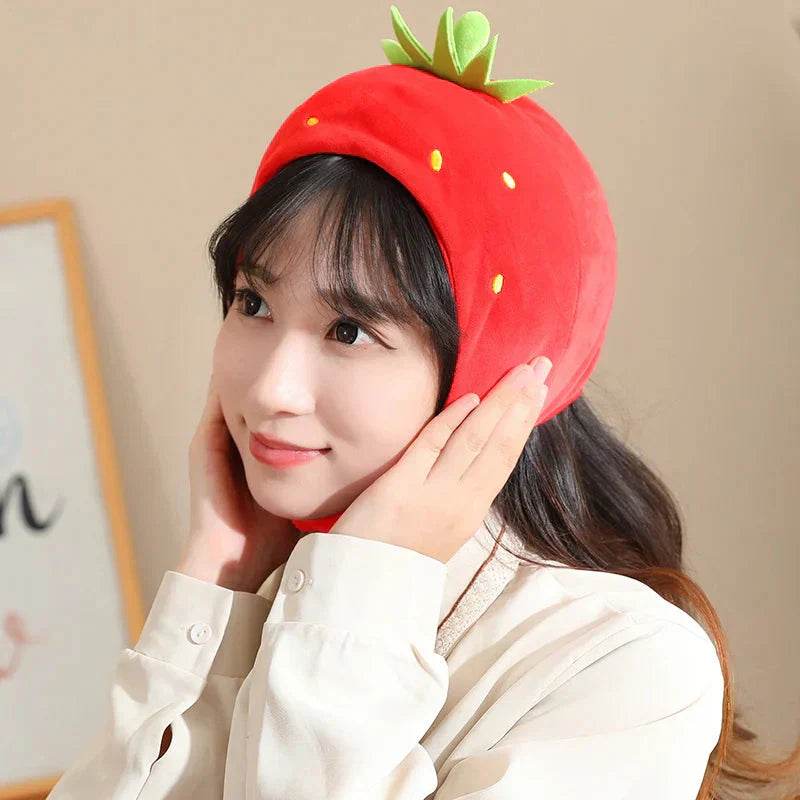 Norvo | Kawaii Capybara med Jordbærhatt Plyschfigur