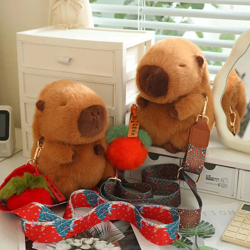 Norvo | Kawaii Fluffy Kapibara Kosedyr med Stropp