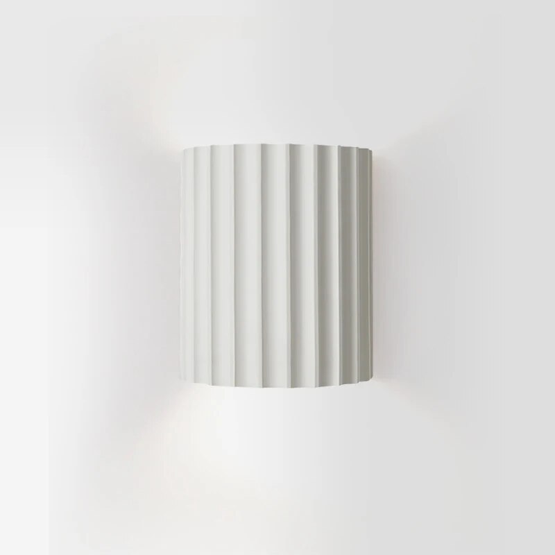 Norvo - Moderne vegglampe i lakris tre