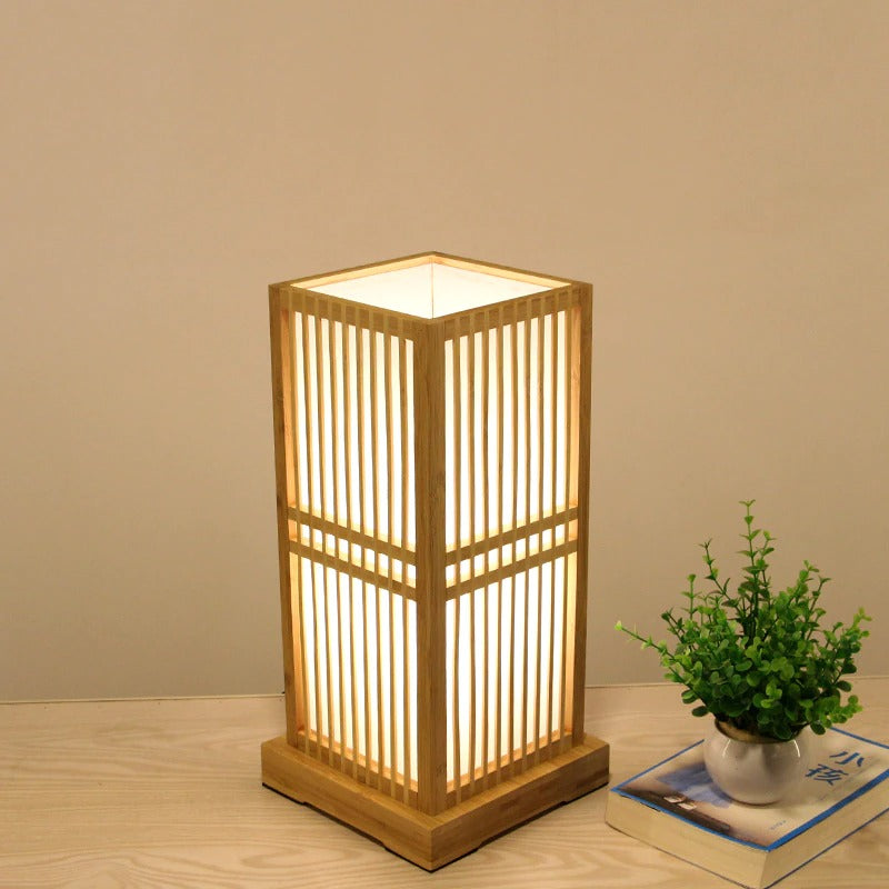 Tatami Japansk Nattbordlampe med Tre Bamboo Skjerm | Norvo