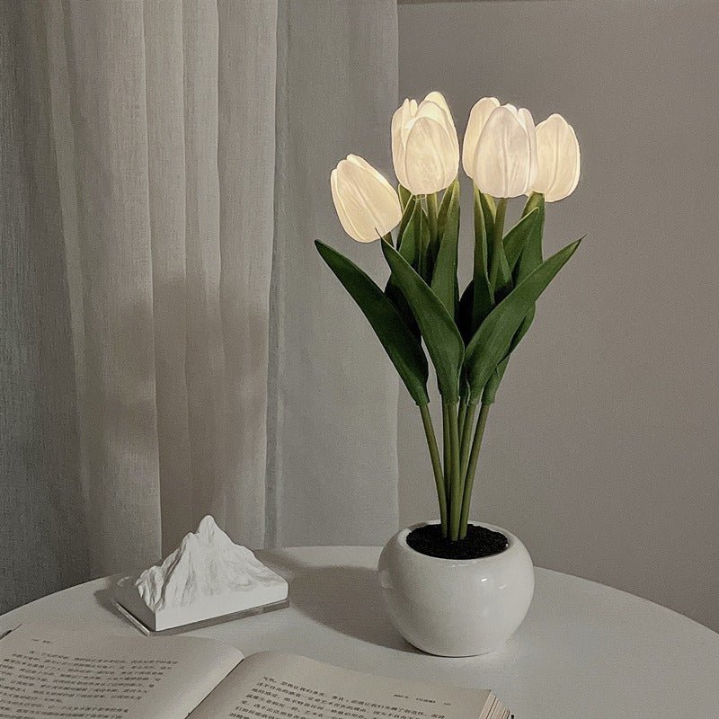 Norvo | Dekorativ LED Tulipan Bordlampe – Florima