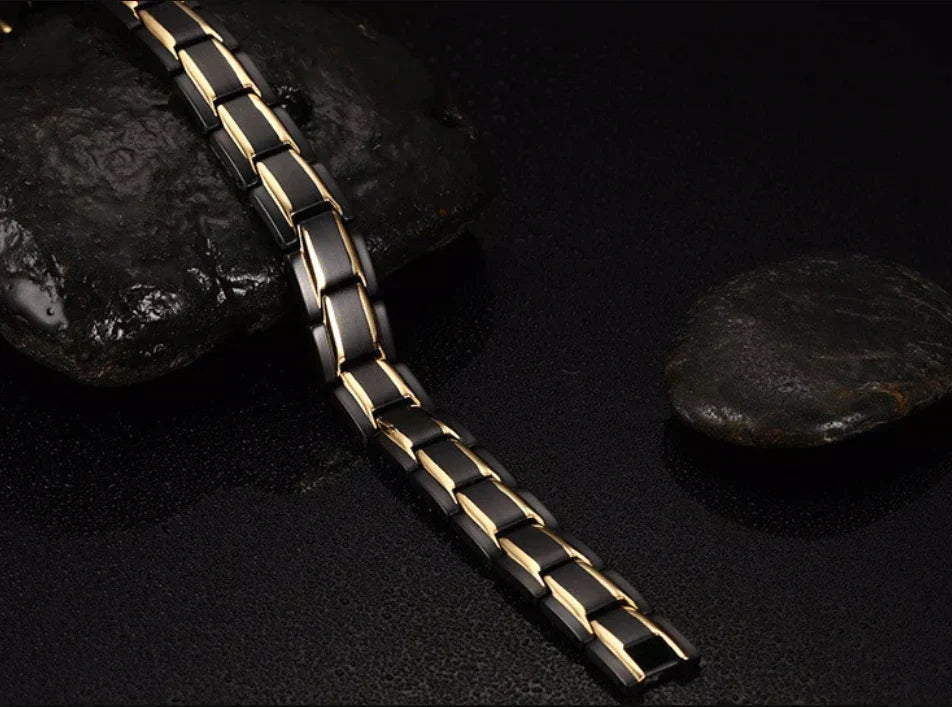 Norvo | Magnetarmbånd for Kvinner og Menn – Justerbart, Stilig og Komfortabelt