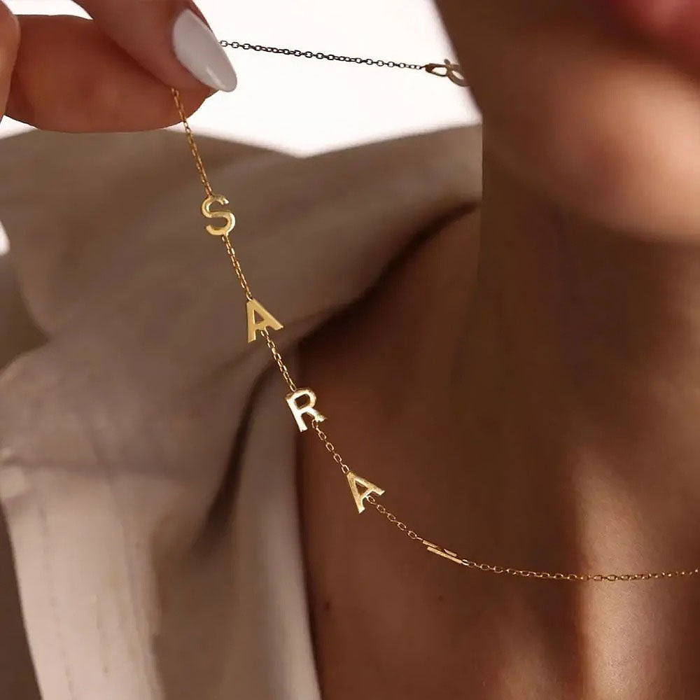 Norvo | Personlig Off Center Bokstav Halskjede