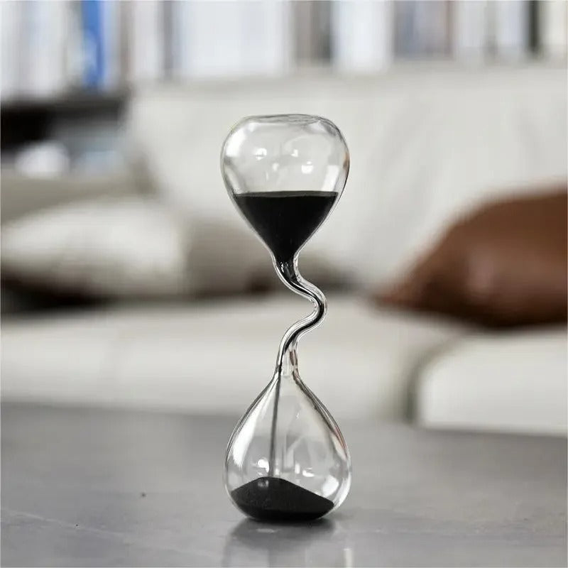 Norvo | Curvy Black Hourglass | Glass