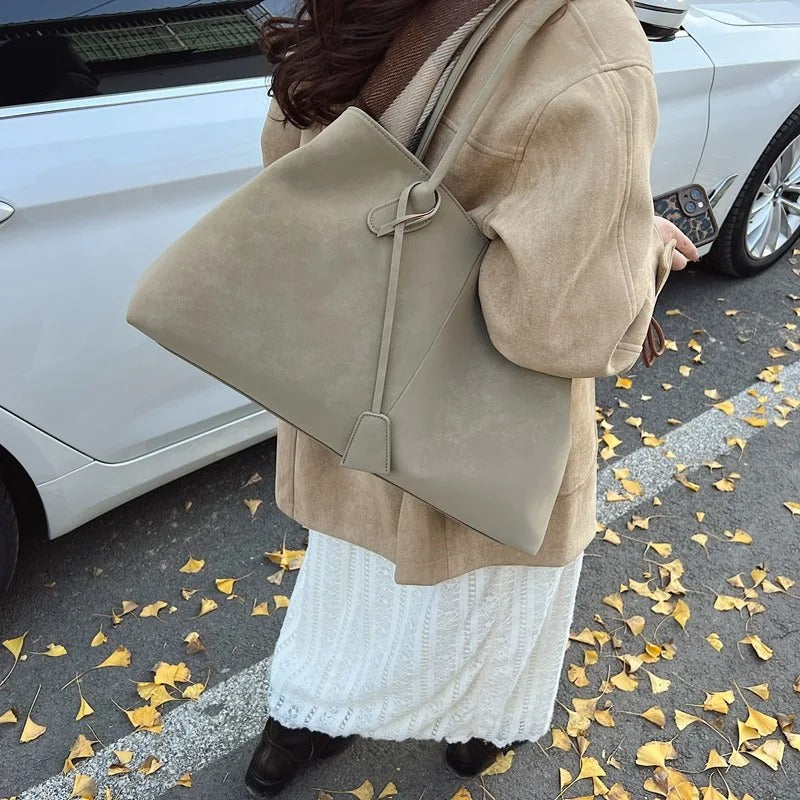 Norvo | Nakoo Luxe Tote Bag | Stilig og romslig veske for daglige nødvendigheter