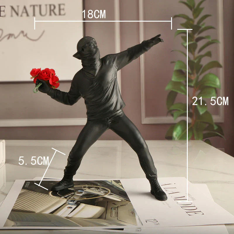 BloomThrower Moderne Flower Thrower Statue Norvo