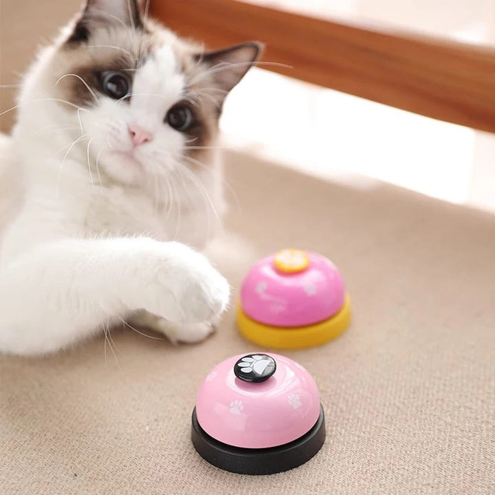 PetTrainer – Den ultimate treneren &amp; fotavtrykkringen for katter og hunder! Norvo