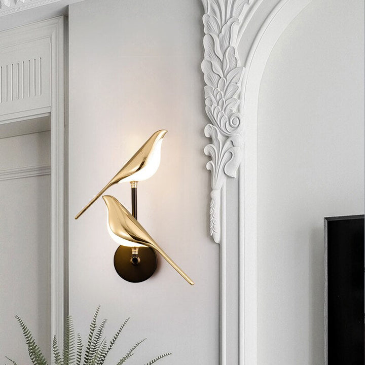 Moderne Fuglevegglampe Gull - Minimalistisk Vegglampe for Dekorativ Belysning | Norvo