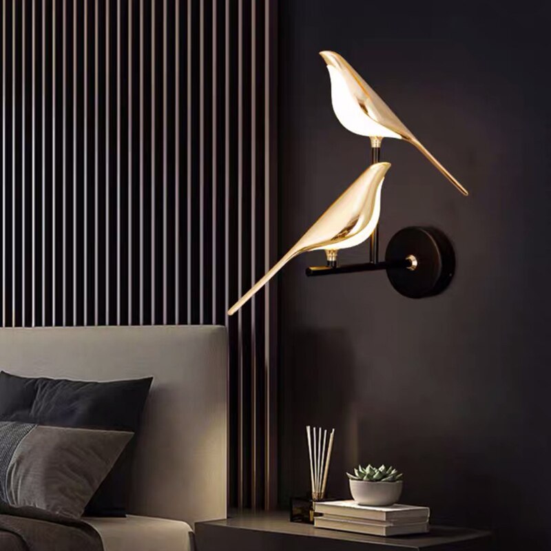 Moderne Fuglevegglampe Gull - Minimalistisk Vegglampe for Dekorativ Belysning | Norvo