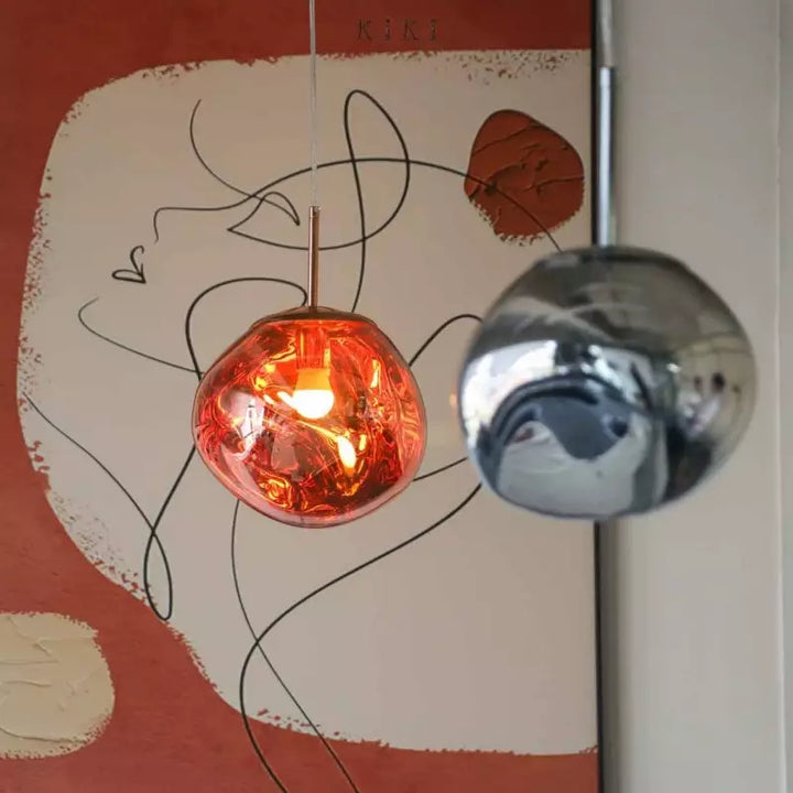 Norvo | Kunstnerisk Hengelampe av Smeltet Glass Moderne og Elegant Belysning for Innendørs