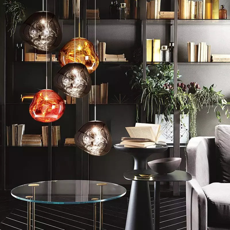 Norvo | Kunstnerisk Hengelampe av Smeltet Glass Moderne og Elegant Belysning for Innendørs