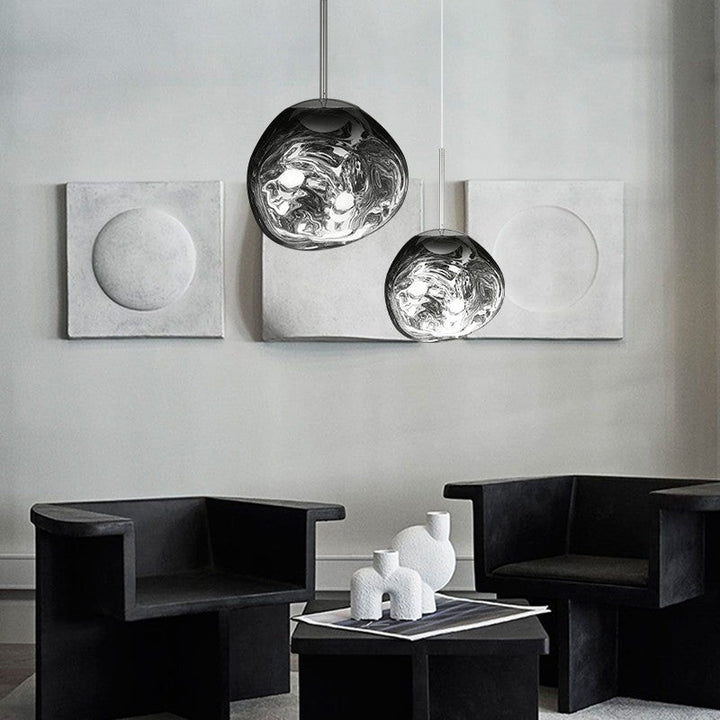 Norvo | Kunstnerisk Hengelampe av Smeltet Glass Moderne og Elegant Belysning for Innendørs