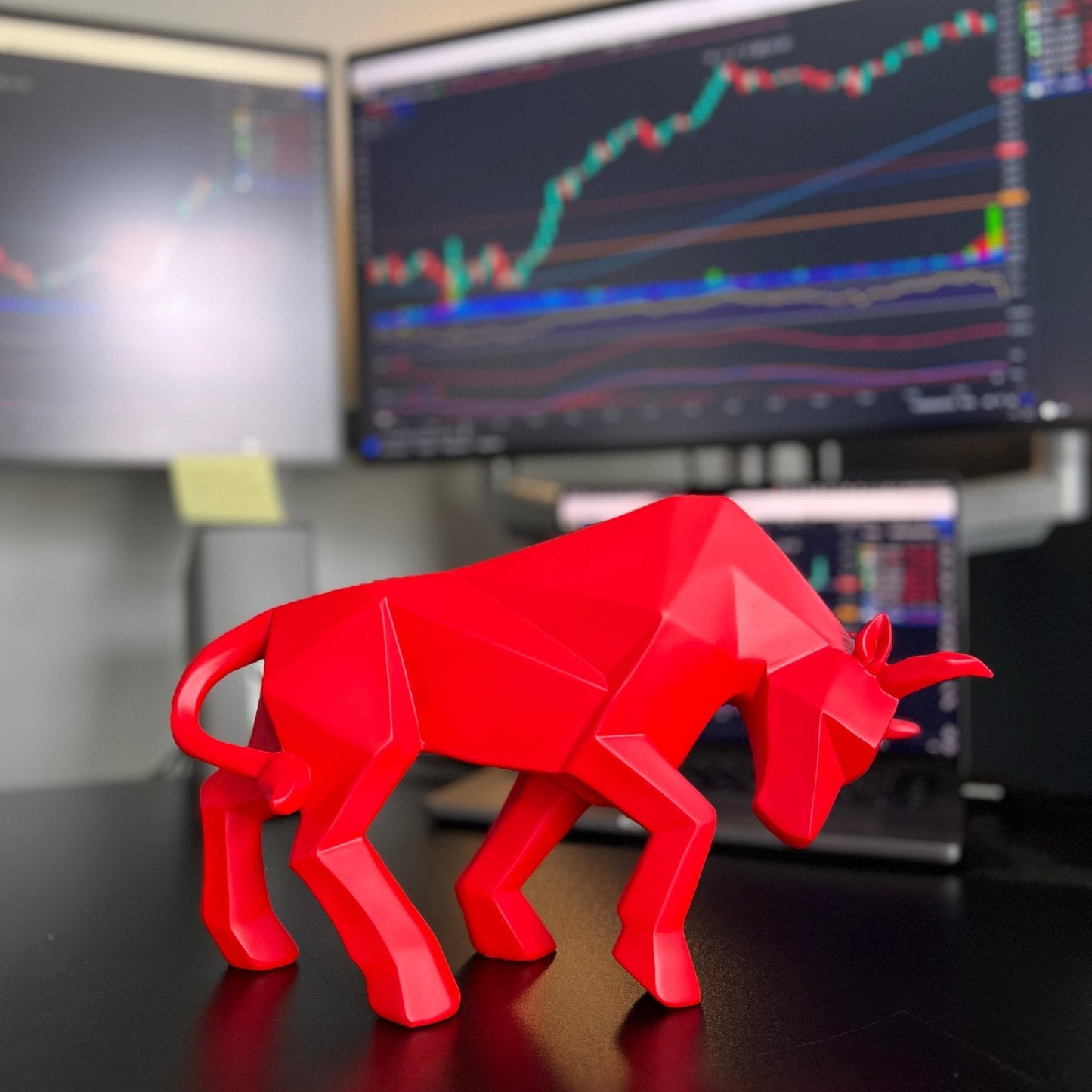Norvo Bull Figurine
