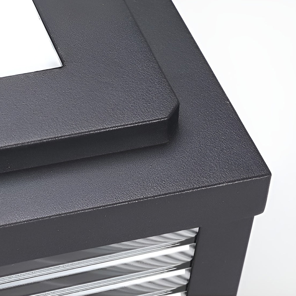 Norvo | Dekorativ postlampe med kvadratisk glasskjerm