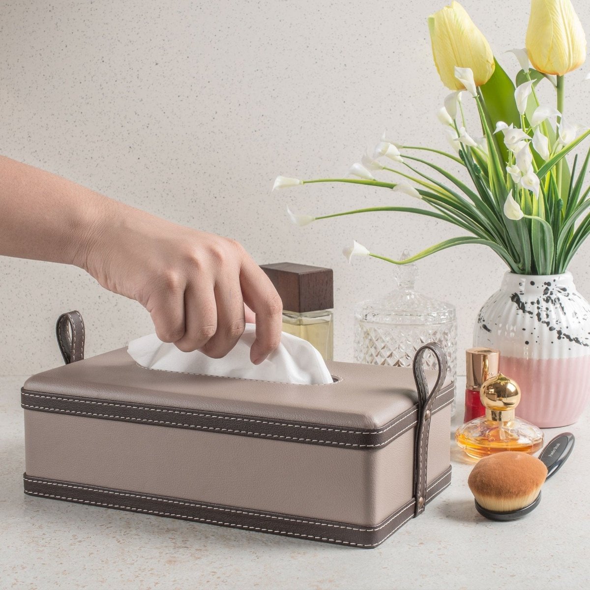 Norvo | Modèra Premium Leatherite Vevseske | Stilfull og slitesterk vevsorganisator for moderne rom