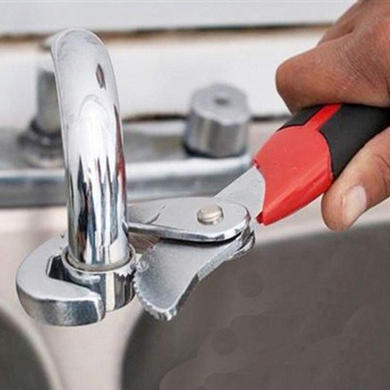 Norvo | Multi Funksjon Universell Skiftenøkkelsett