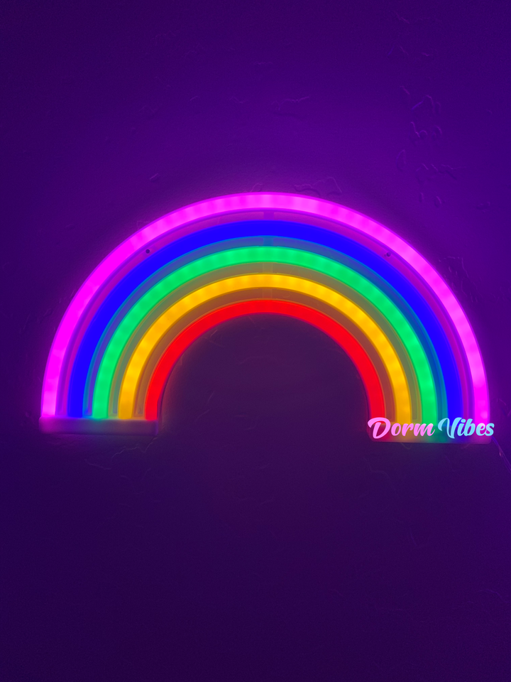 Norvo | Neon Regnbue Skjold