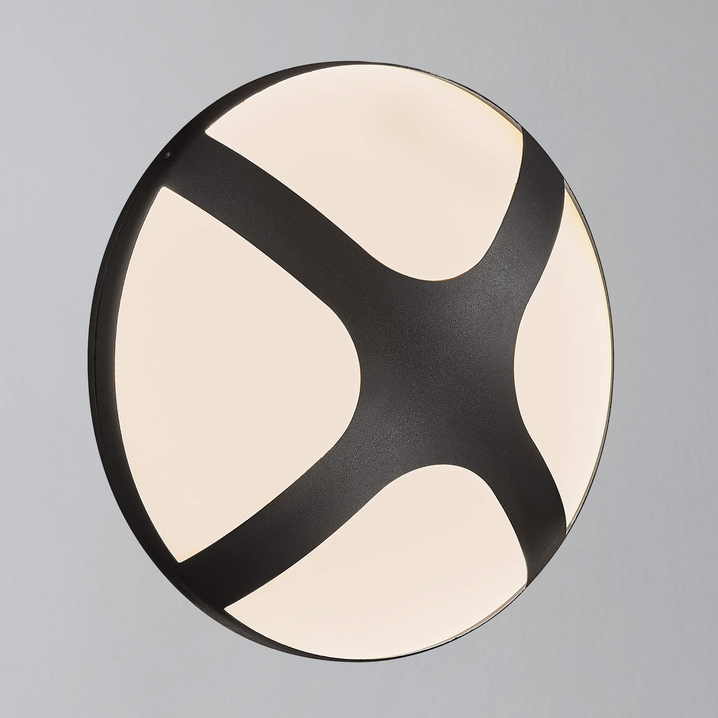 Norvo | Stilig utendørs vegglampe med geometrisk aksent