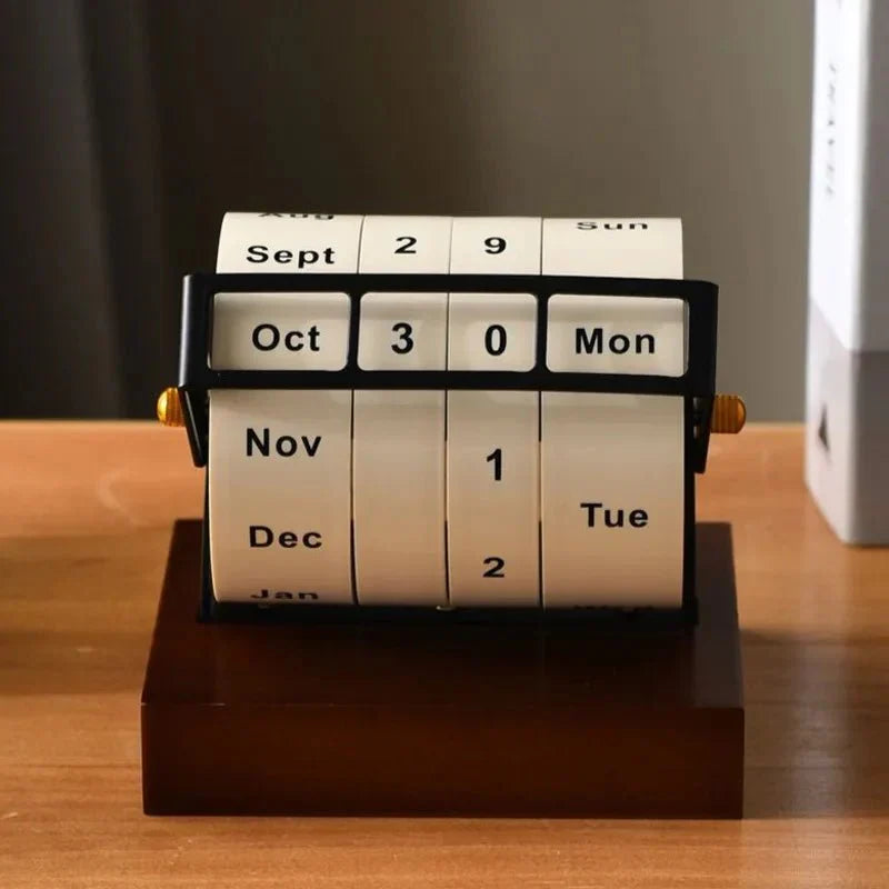 Norvo | Perpetual Bike Desk Calendar