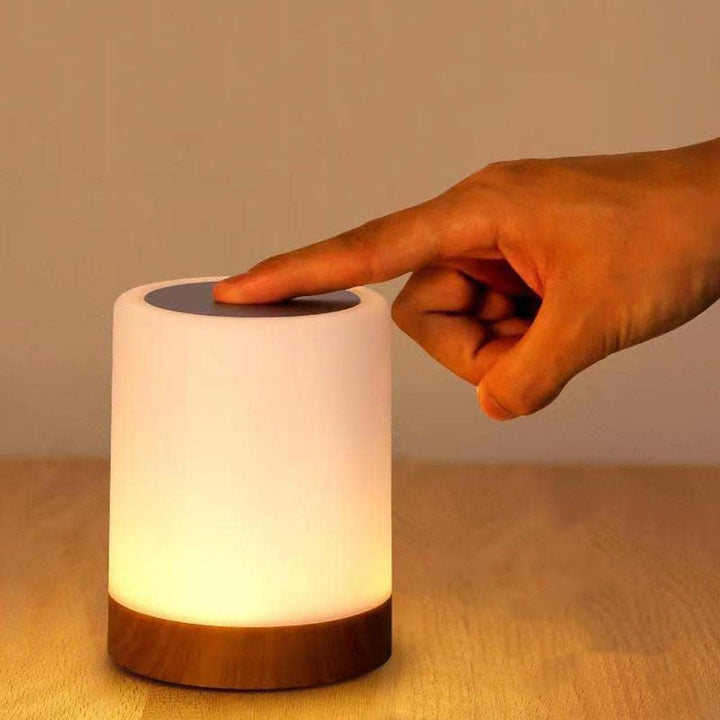 Norvo | LED Bordlampe med Trebase og Berøringskontroll