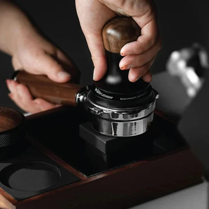 Pressure Coffee Tamper Espresso Tilbehør Fjærbelastet Barista Verktøy | Norvo