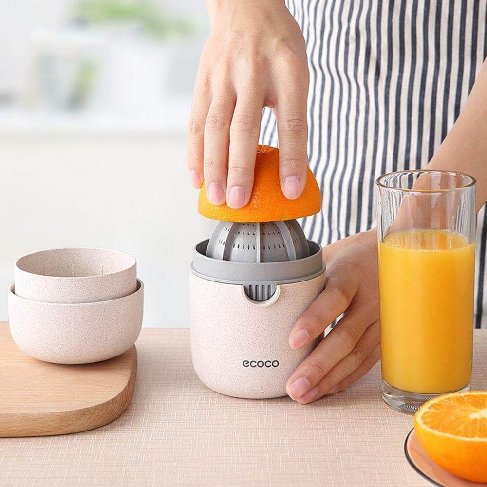 Norvo | Bærbar enkel pastell mini juicer
