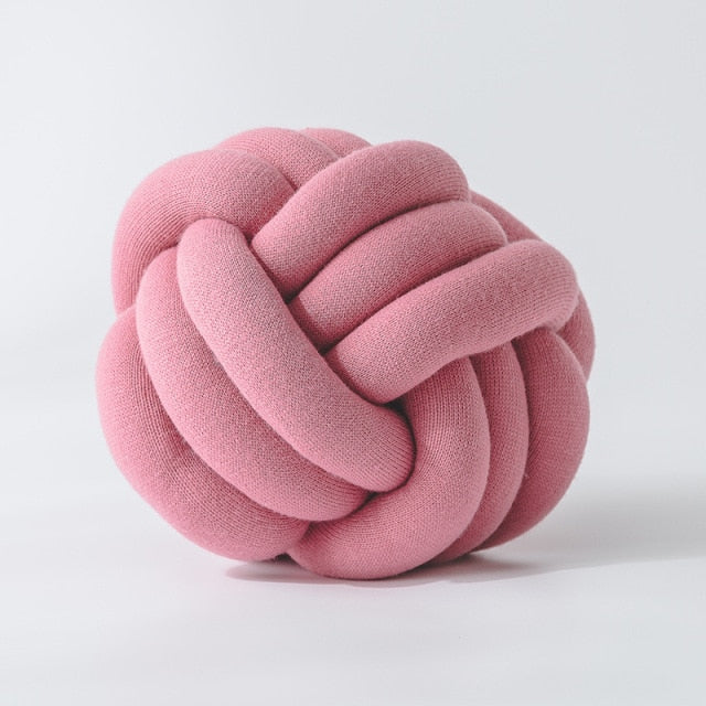 Knot Ball Cushion | Norvo