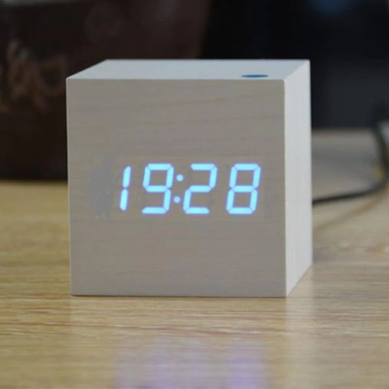 Norvo | Digital Clock Cube i moderne tredesign