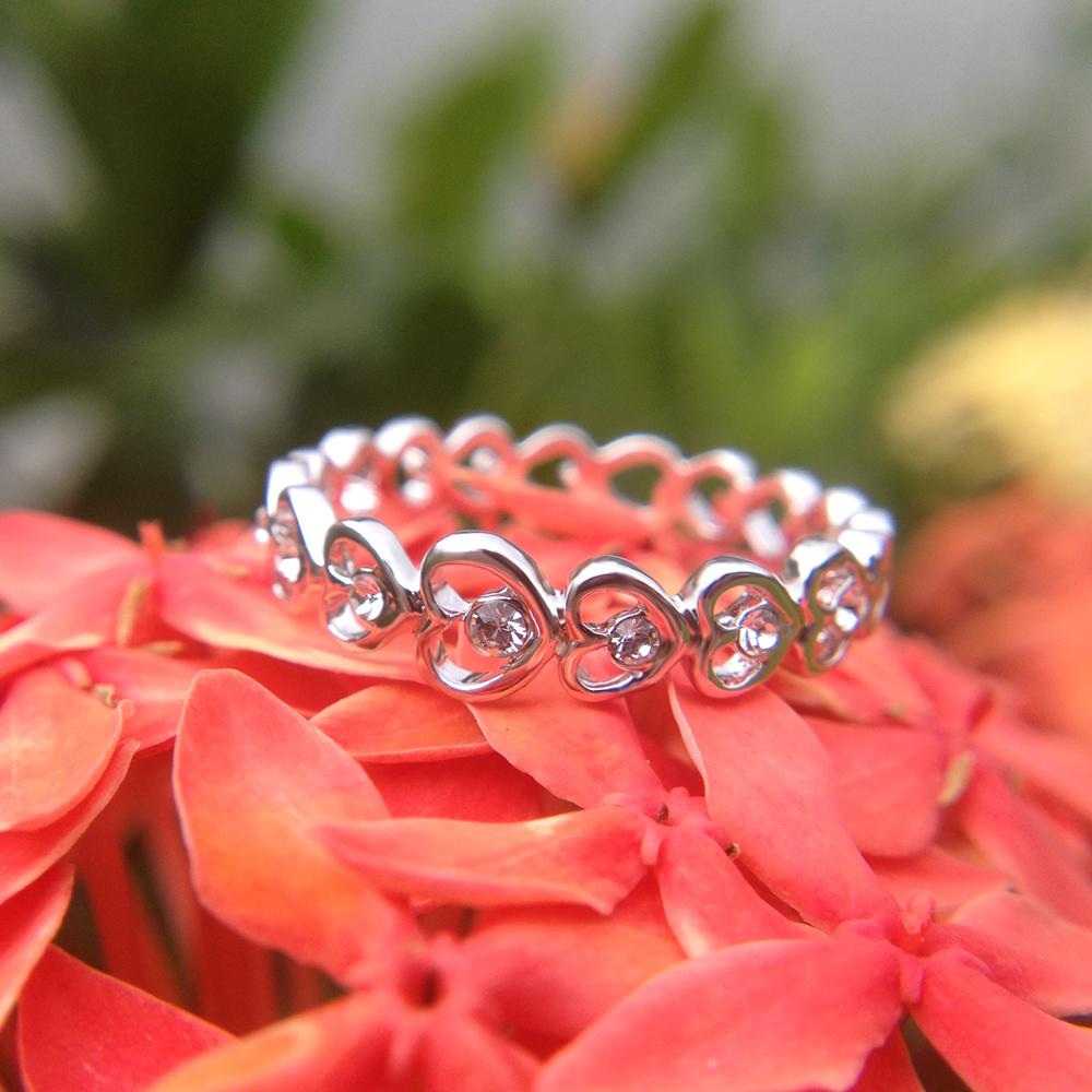 Crystal Heart Chain Ring | Norvo