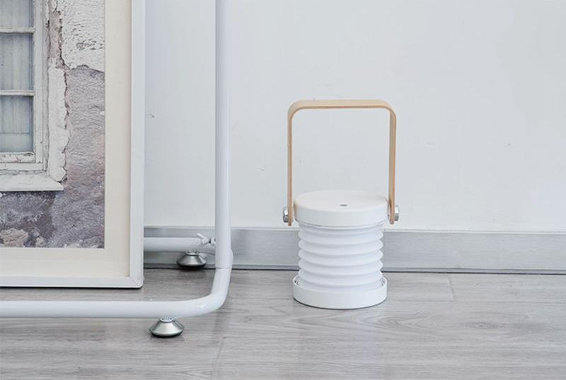 CompactGlow Lantern – Bærbar og Sammenleggbar Lysbolle