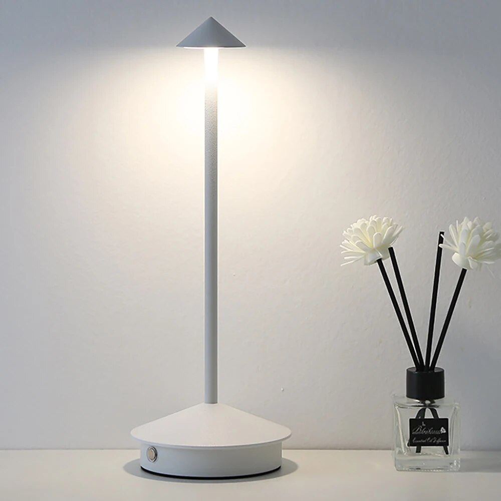Norvo | Chic GlowLite Skrivebord Lampe - Belyste arbeidsplassen din