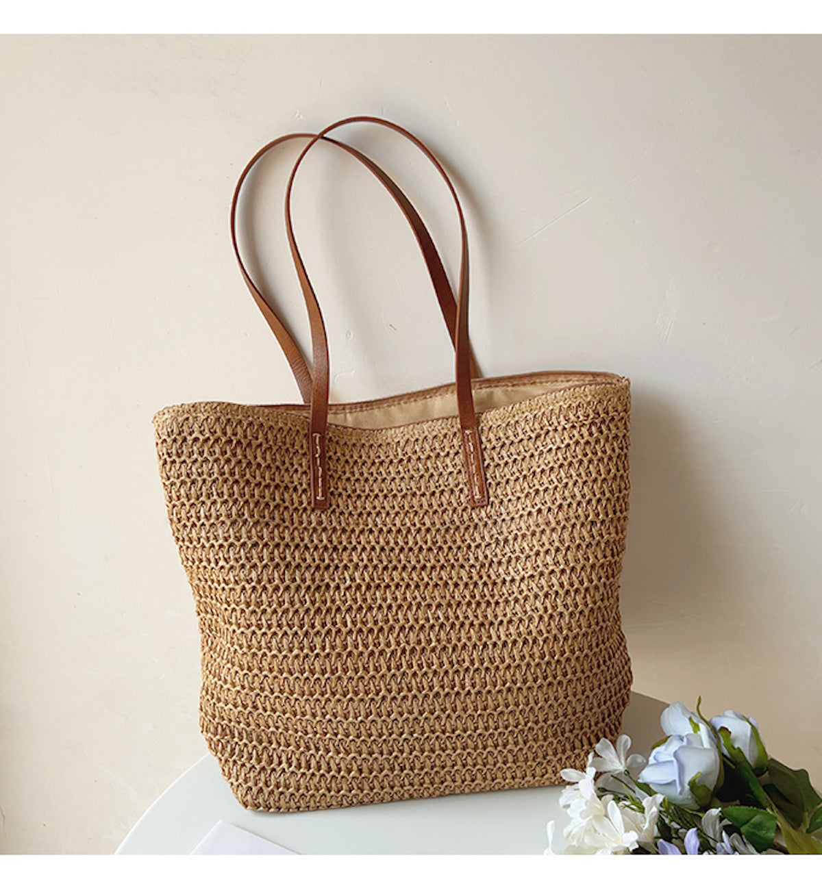 Norvo | Rattan Vevd Bag med Lærremmer - SummerBreeze Tote