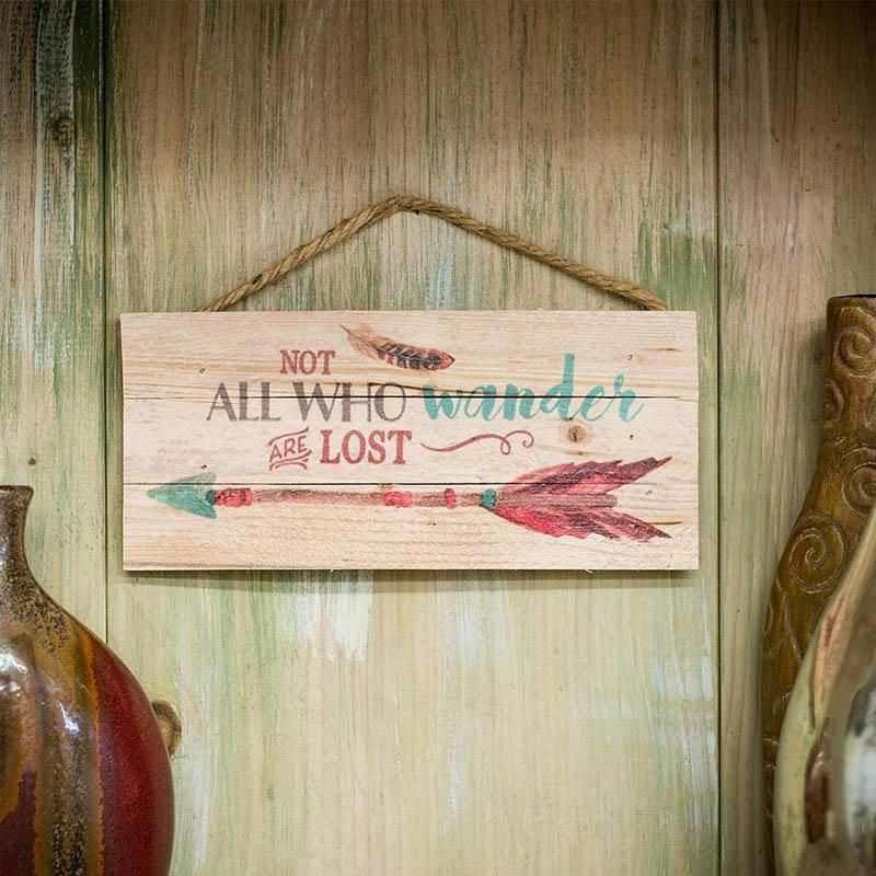 Norvo | Rektangulær dekorativ trehenger – Dør- og vindusornament