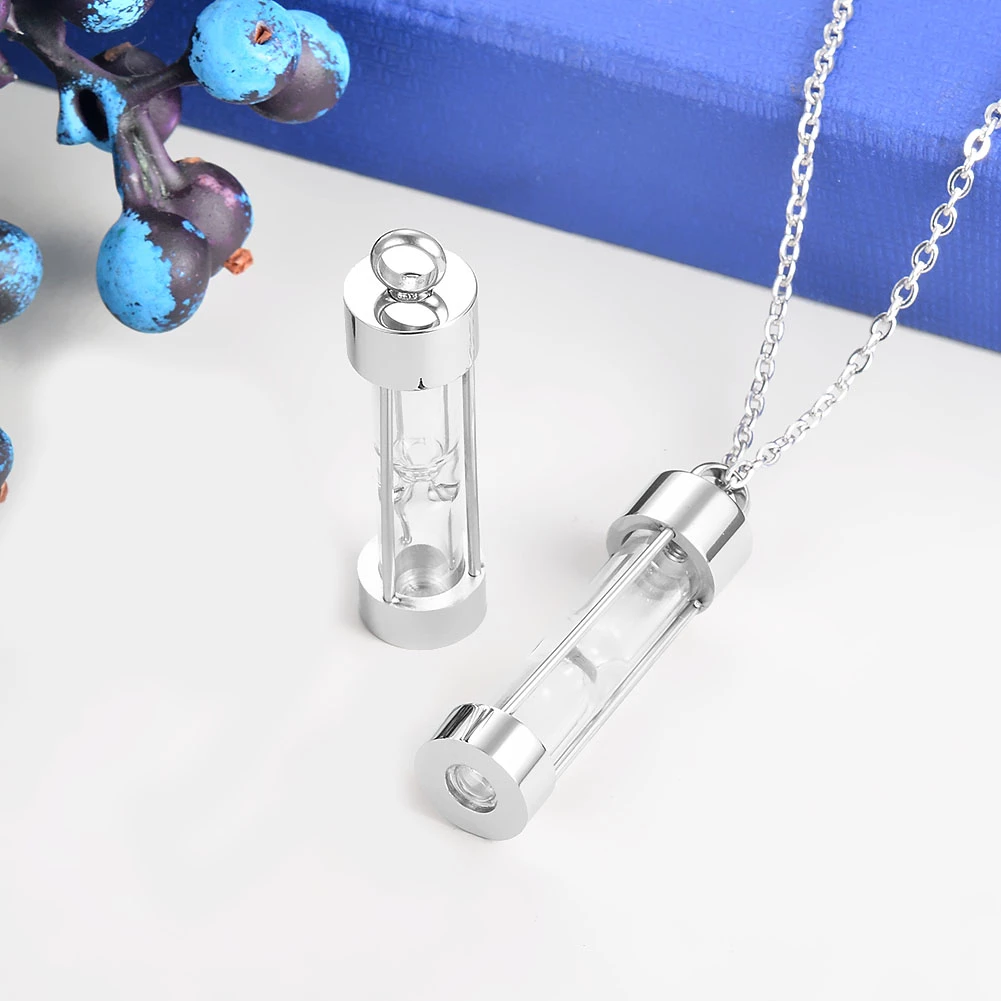 Norvo | Minne Timeglass Glass Necklace