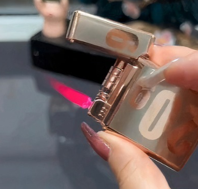 Norvo | Metall Elegant Kreativ Vindbestandig Tenner