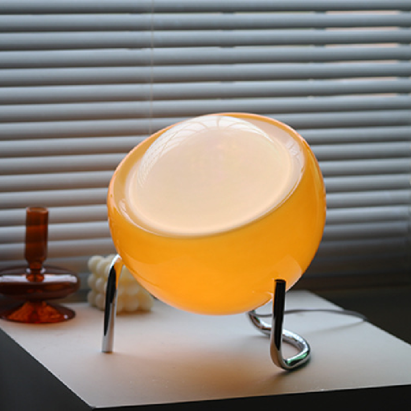 Norvo | RETRO GLASS TABLE LAMP - ATMOSFÆRISK NORDISK NATTBELYSNING
