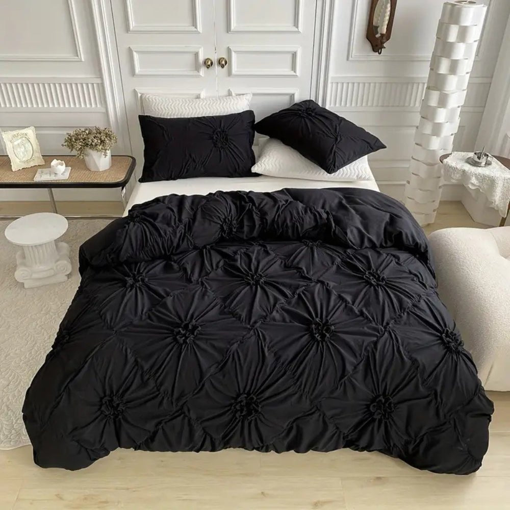 Norvo | RuffledWeave Duvet Sett – Elegant rufsete blomster dynecover sett laget av mikrofiber