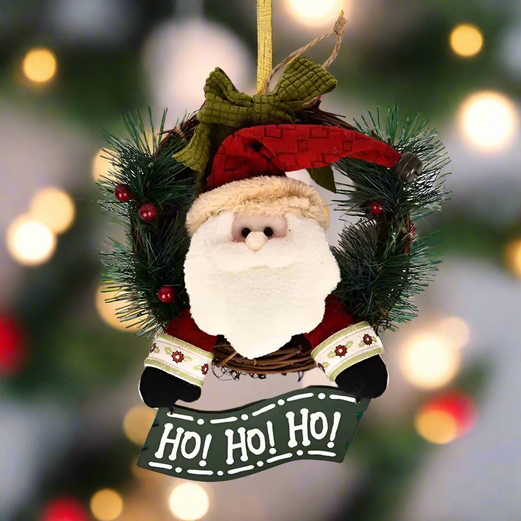 Norvo | Rustikk jul i tre og rattan krans med nissene, snømann og elg dukker – Fortryllende feriesjarm Perfekte festlige dørdekorasjoner