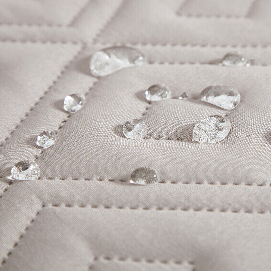Quilted Sofa Cover Pet Protector Throw Waterproof Sofa Slip Covers 1/2/3 Settee Norvo