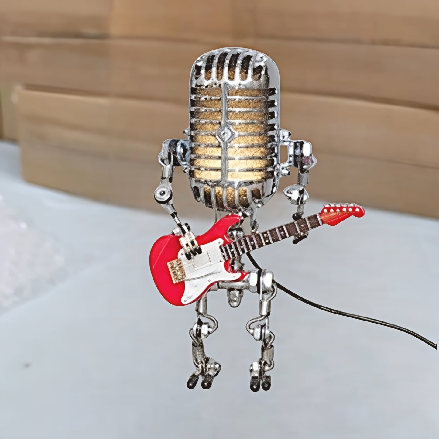 Norvo | Bordlampe Robot Skulptur Metall Guitar Lys