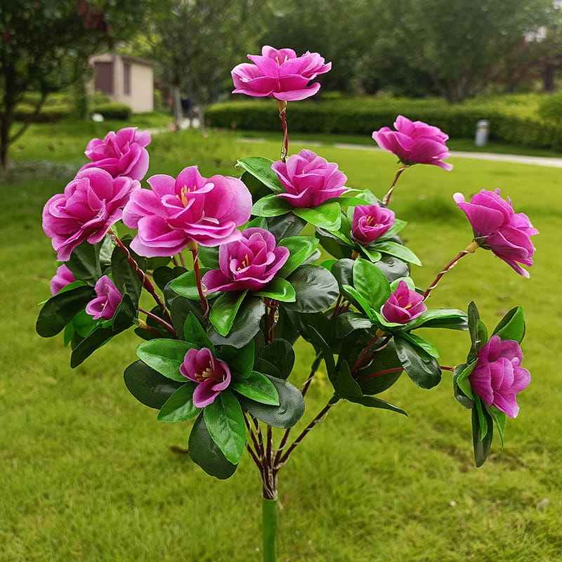 Norvo | Solcellelampe med simulert azalea blomster og jordspett