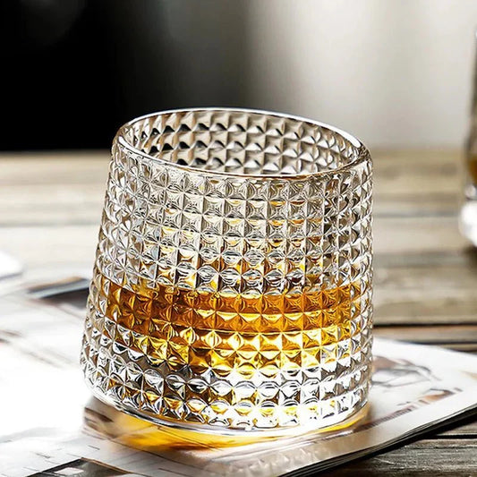 Norvo | Teksturet Whisky Glass med Bølgeeffekt