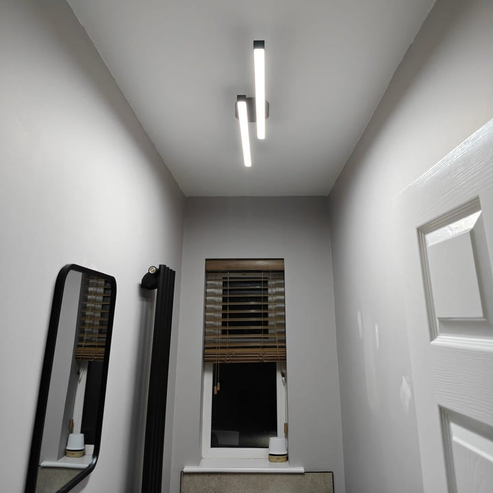 Norvo | Nedsenkede svarte LED-striper av lang lengde