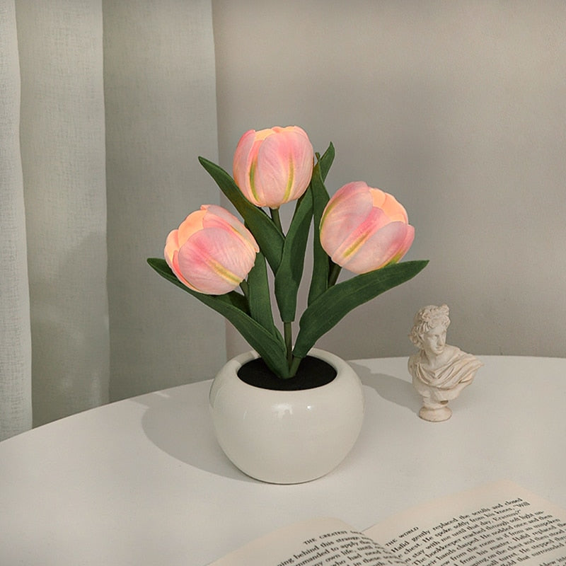 Norvo | Tulip Nattlampe - LumiTulip