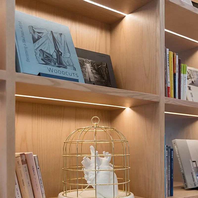 Norvo | LED Lyslist Under Skap | Ultra Tynn | DC12V, 10W/m | Klippbar & Fargetemperatur Valg