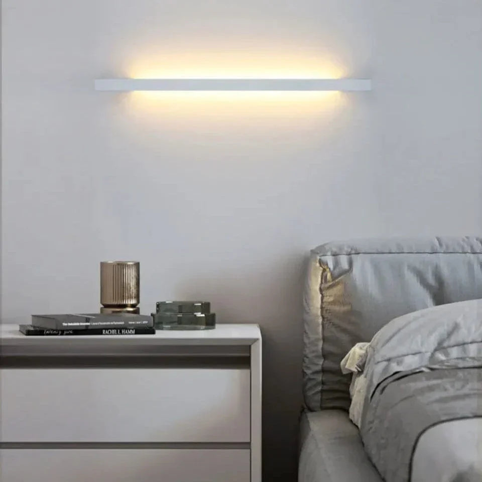 Norvo | Moderne Minimalistisk LED Vegglampe | Justerbar Lysstyrke, Flere Størrelser & Ideell for Stue eller Soverom Dekor